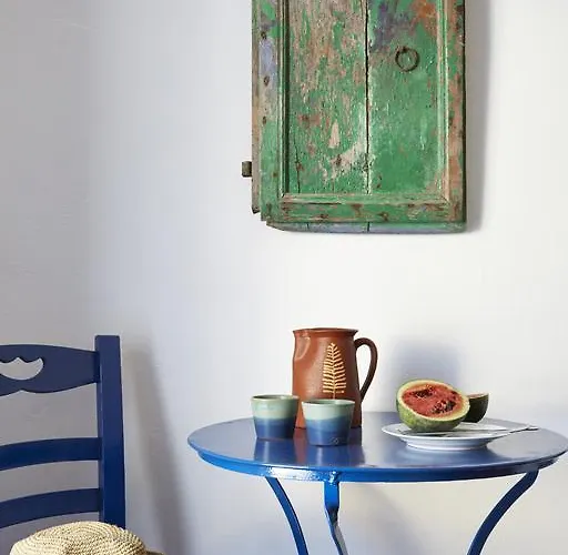 Joy House * Akrotírion